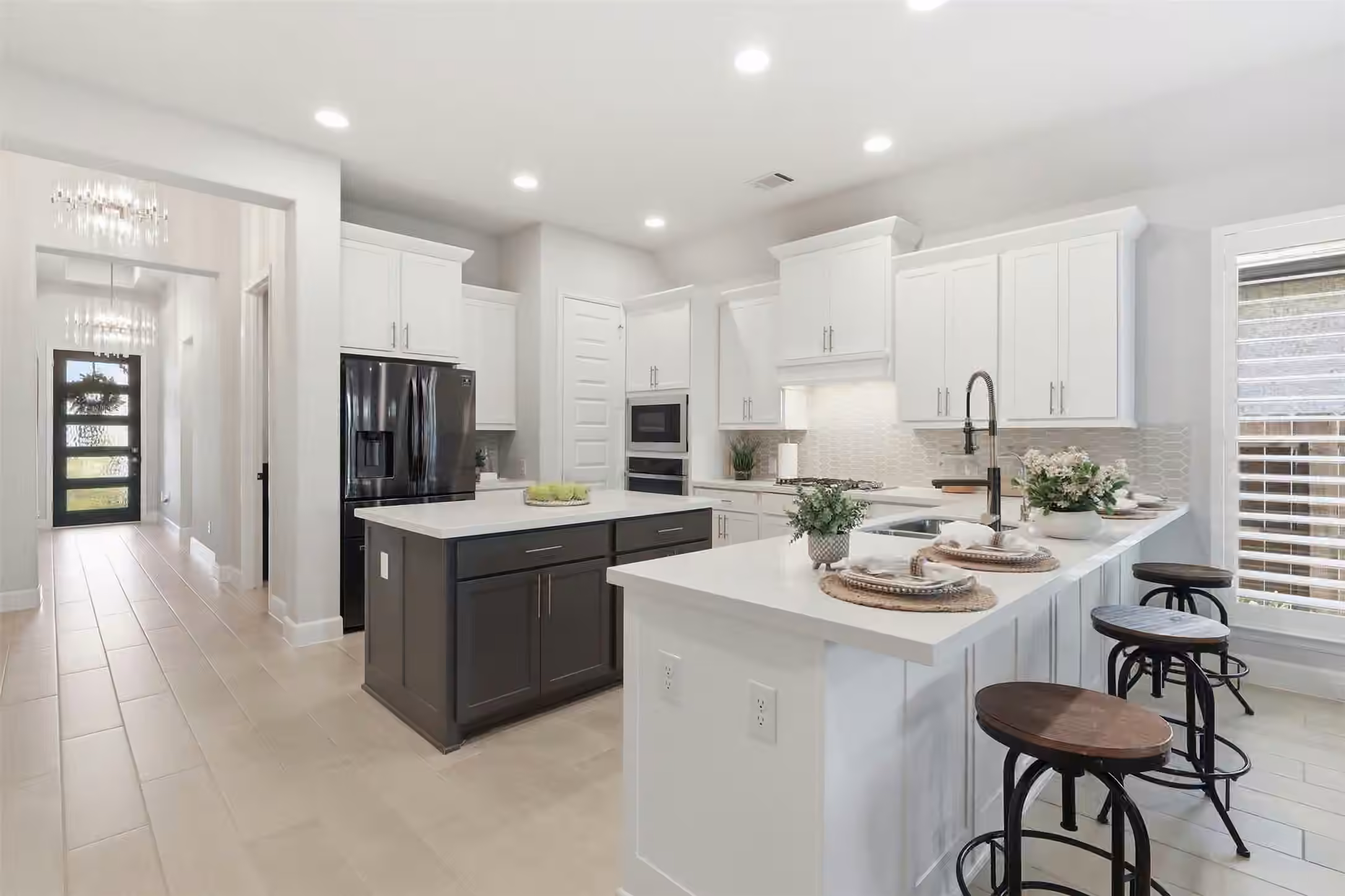 Photo 3 of 15810 Bird Of Paradise Drive, Conroe, TX