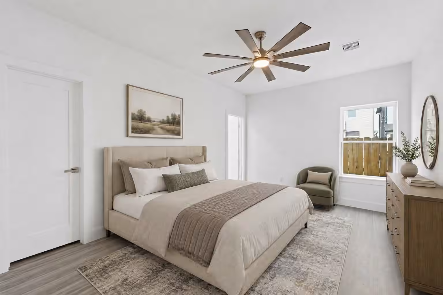 Photo 3 of 1424 W 34th 1/2 Street, Houston, TX