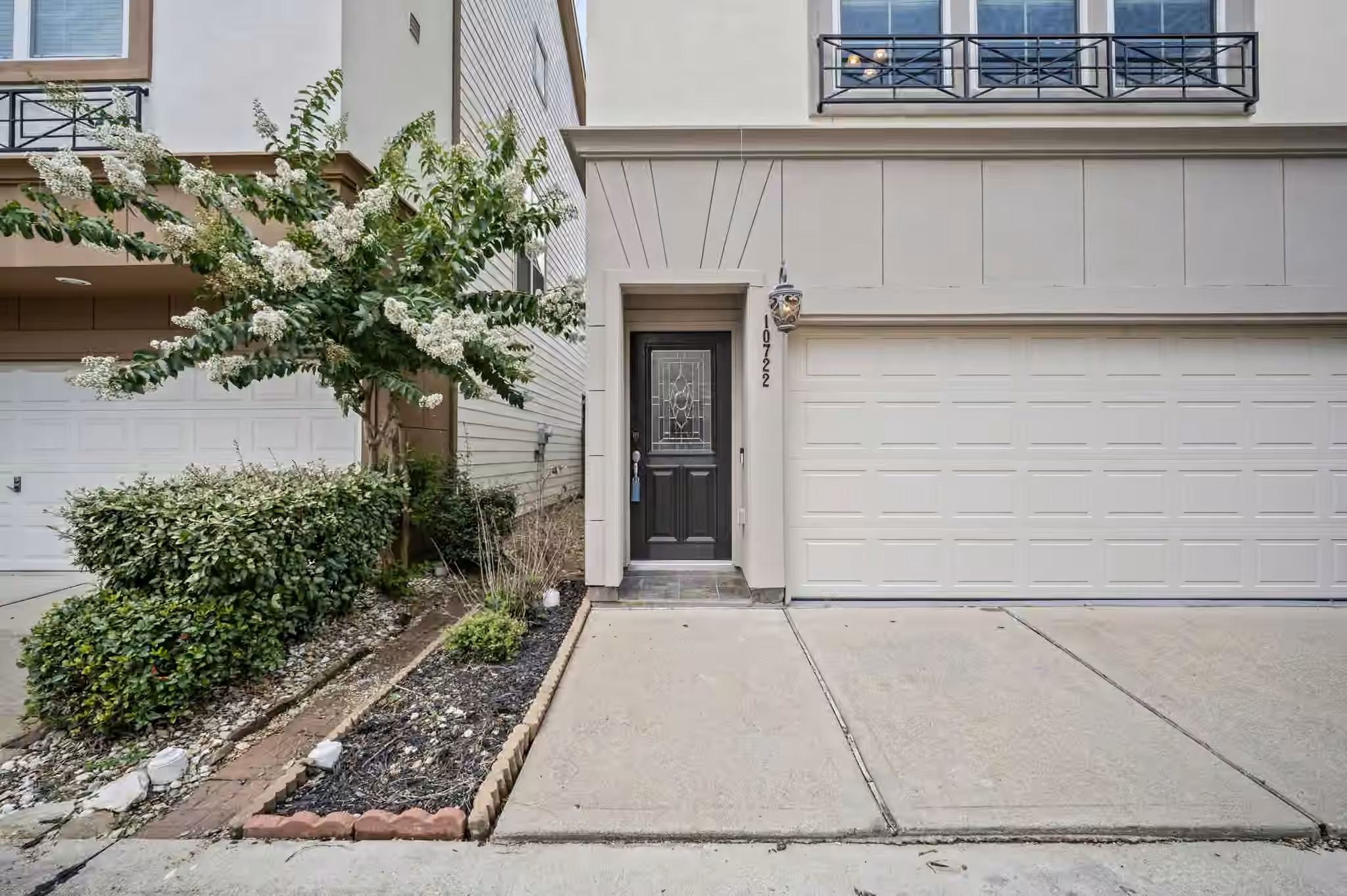 Photo 3 of 10722 Clearview Villa, Houston, TX