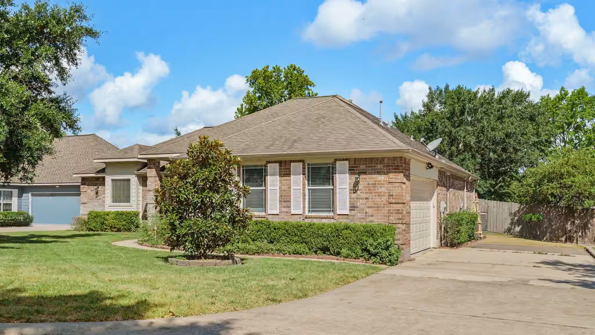 Photo 3 of 7090 Shadow Lake Drive, Willis, TX