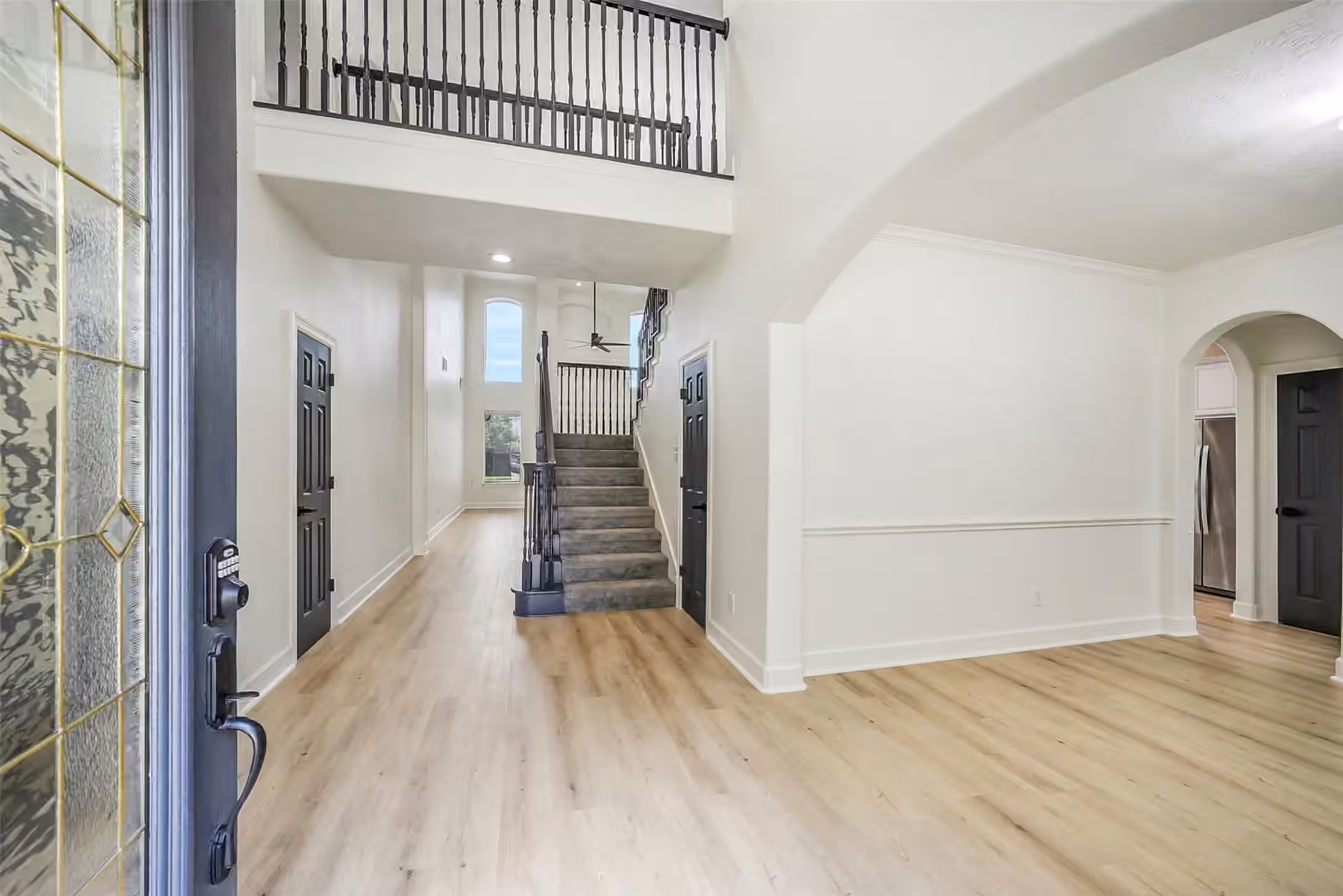 Photo 4 of 17306 Eagle Ledge Drive, Tomball, TX