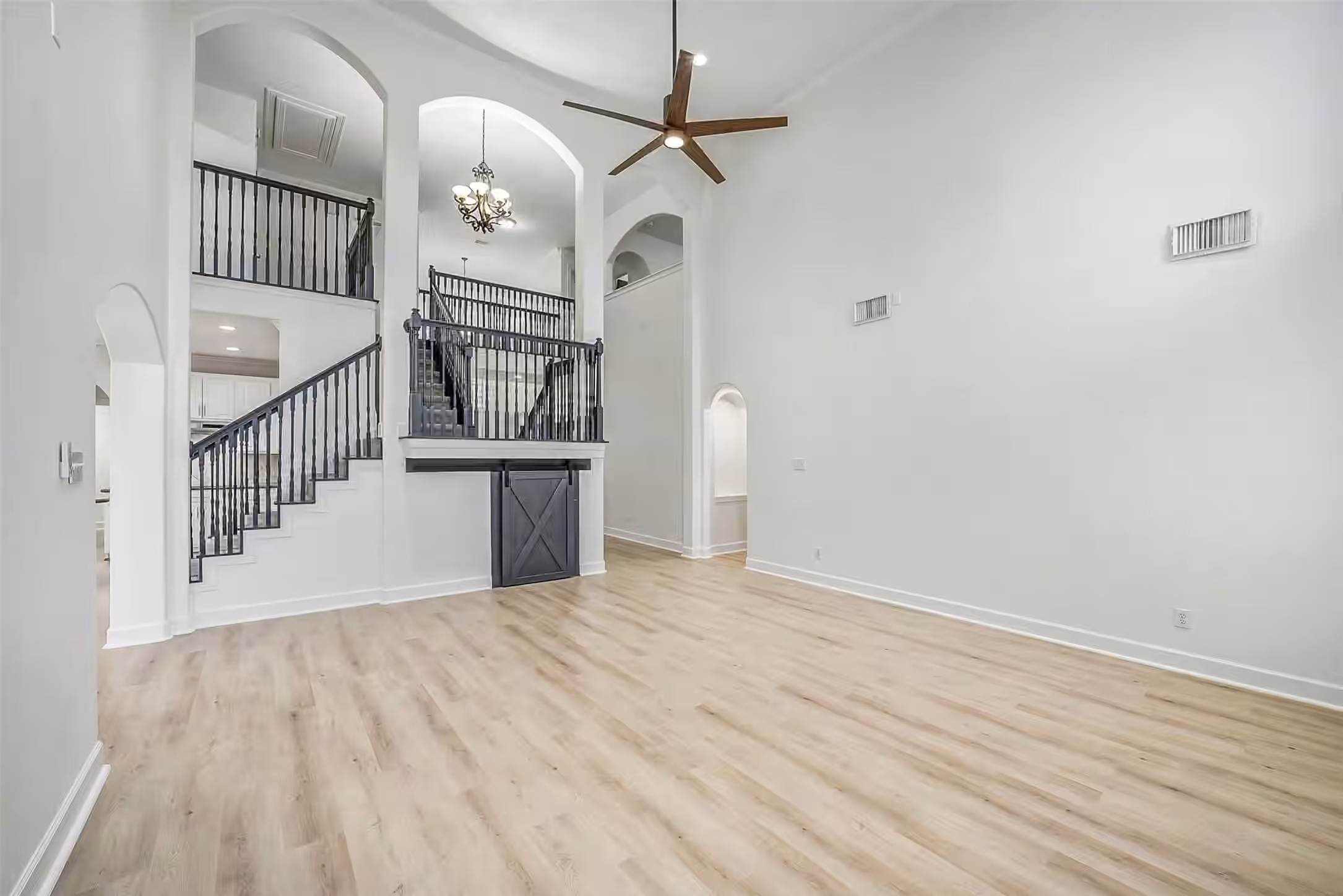 Photo 6 of 17306 Eagle Ledge Drive, Tomball, TX