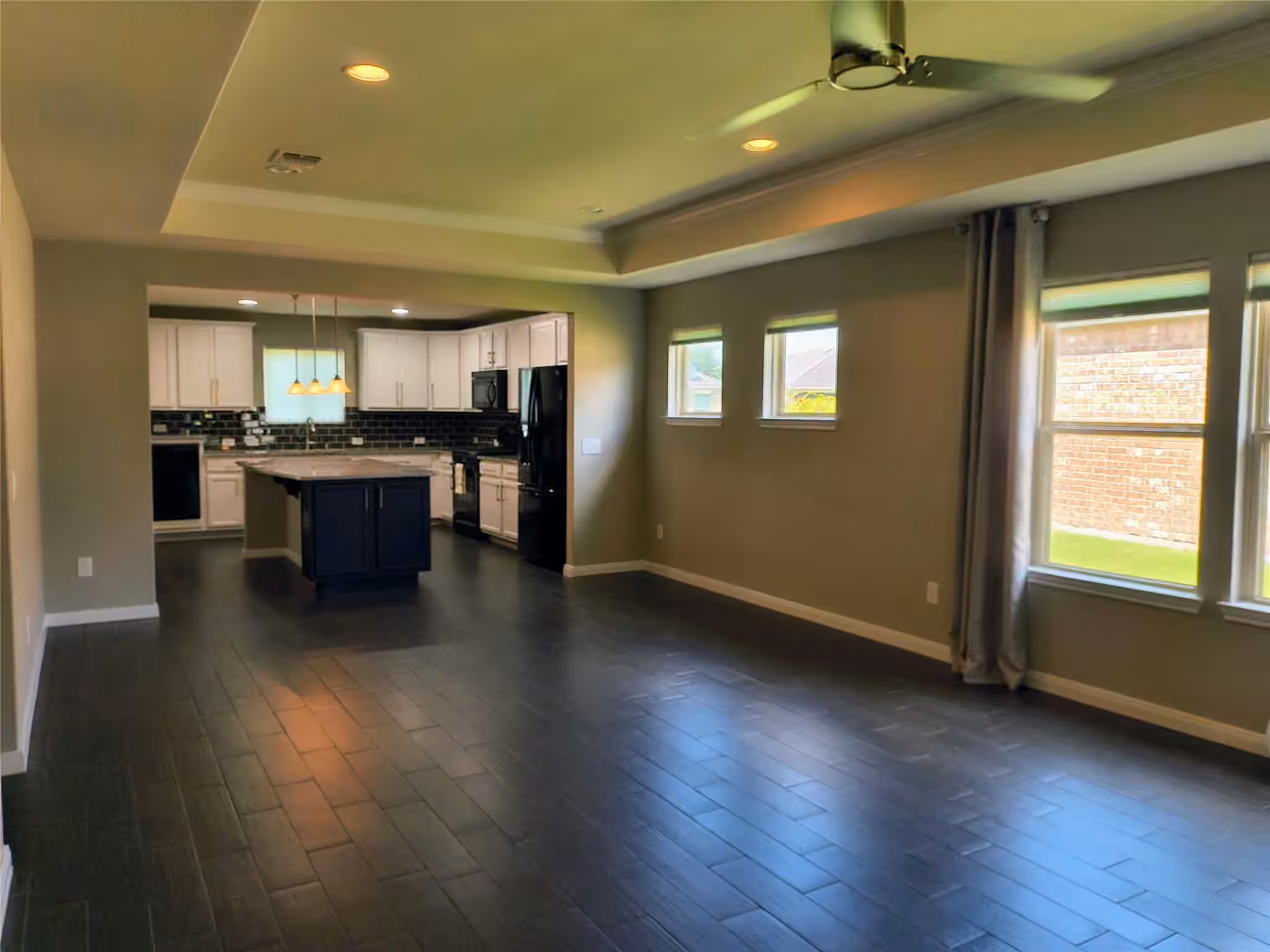 Photo 4 of 3211 Canella Cove, Richmond, TX