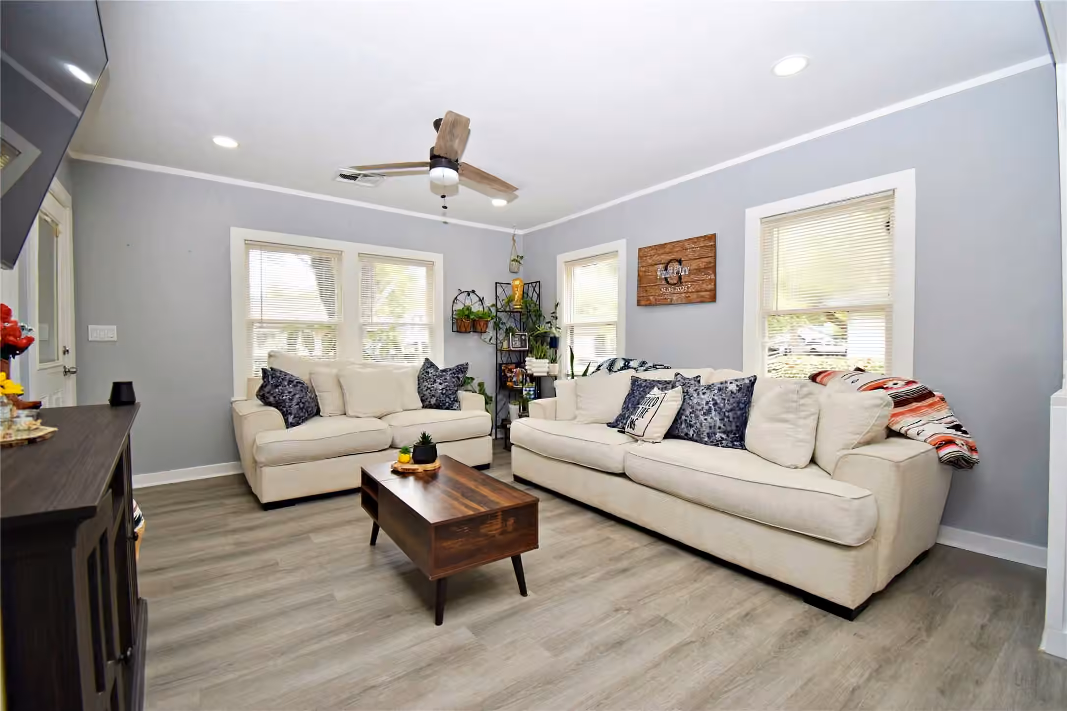 Photo 4 of 300 N Walnut Street, Wharton, TX