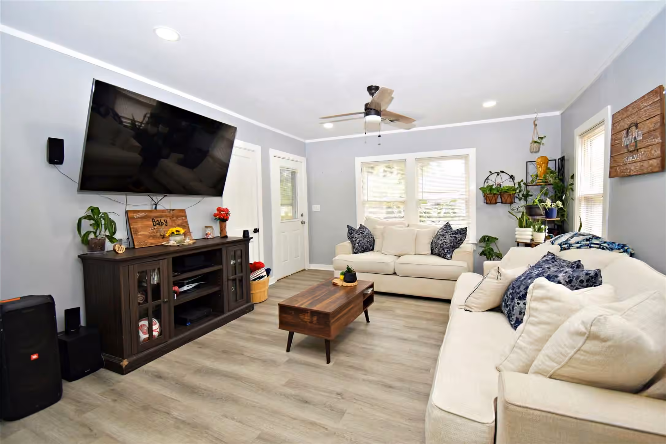Photo 5 of 300 N Walnut Street, Wharton, TX