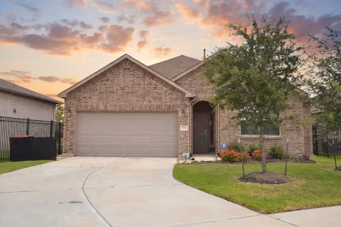 Photo of 137 Eliana Shores Drive, Katy, TX