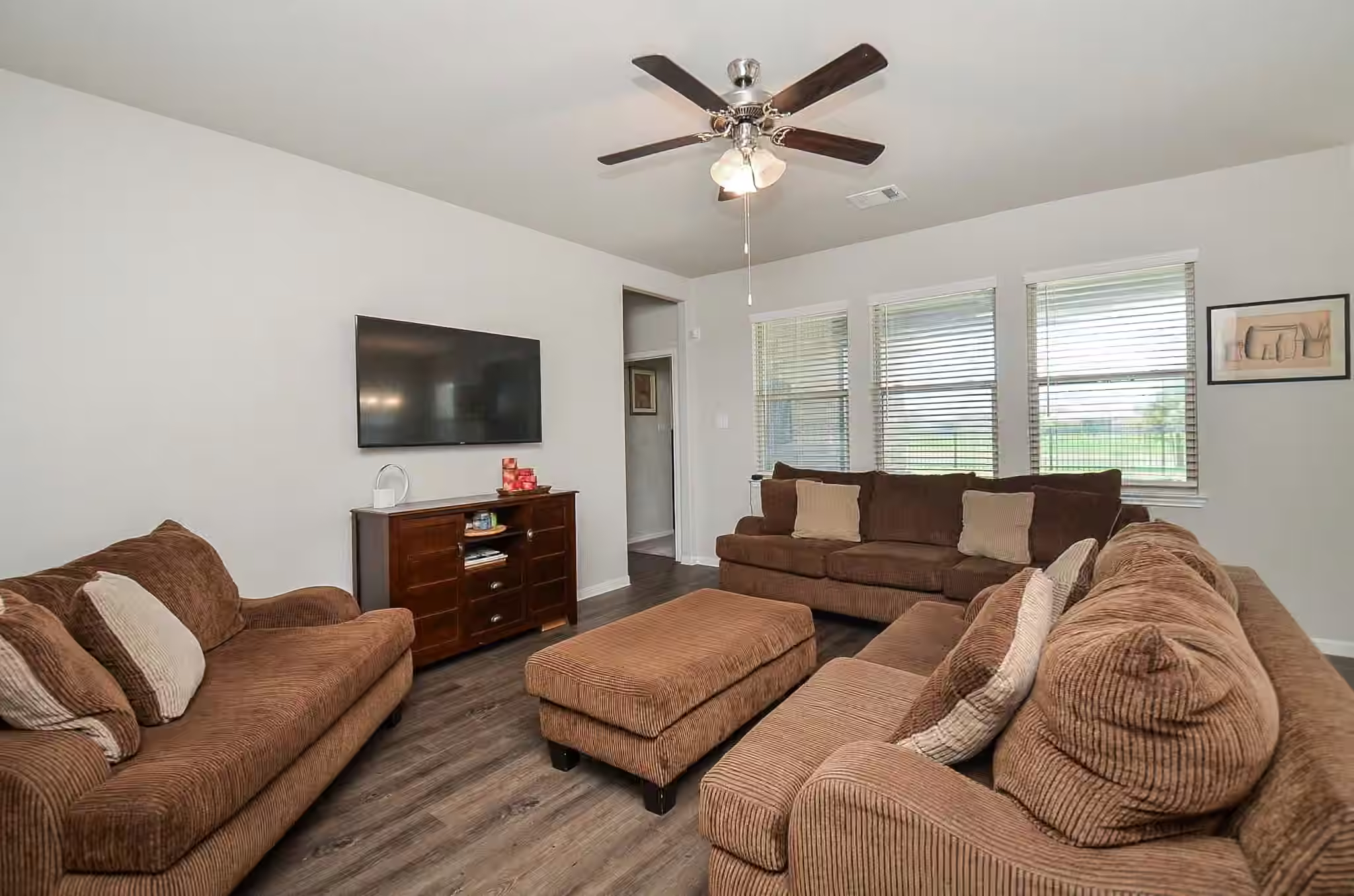 Photo 7 of 137 Eliana Shores Drive, Katy, TX
