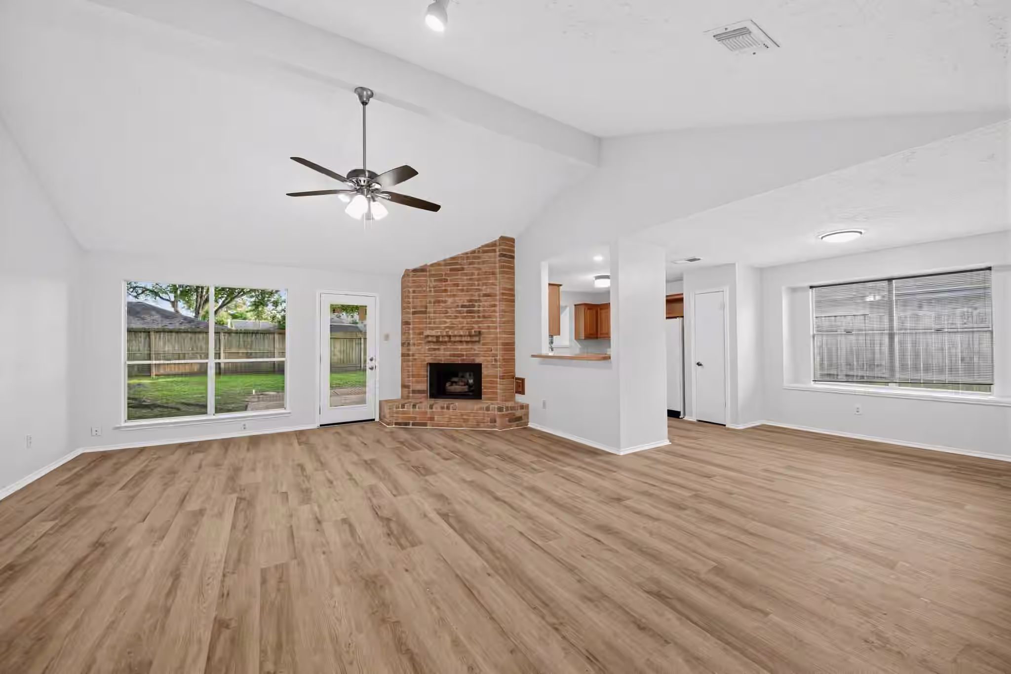 Photo 2 of 2514 Portland Drive, Richmond, TX