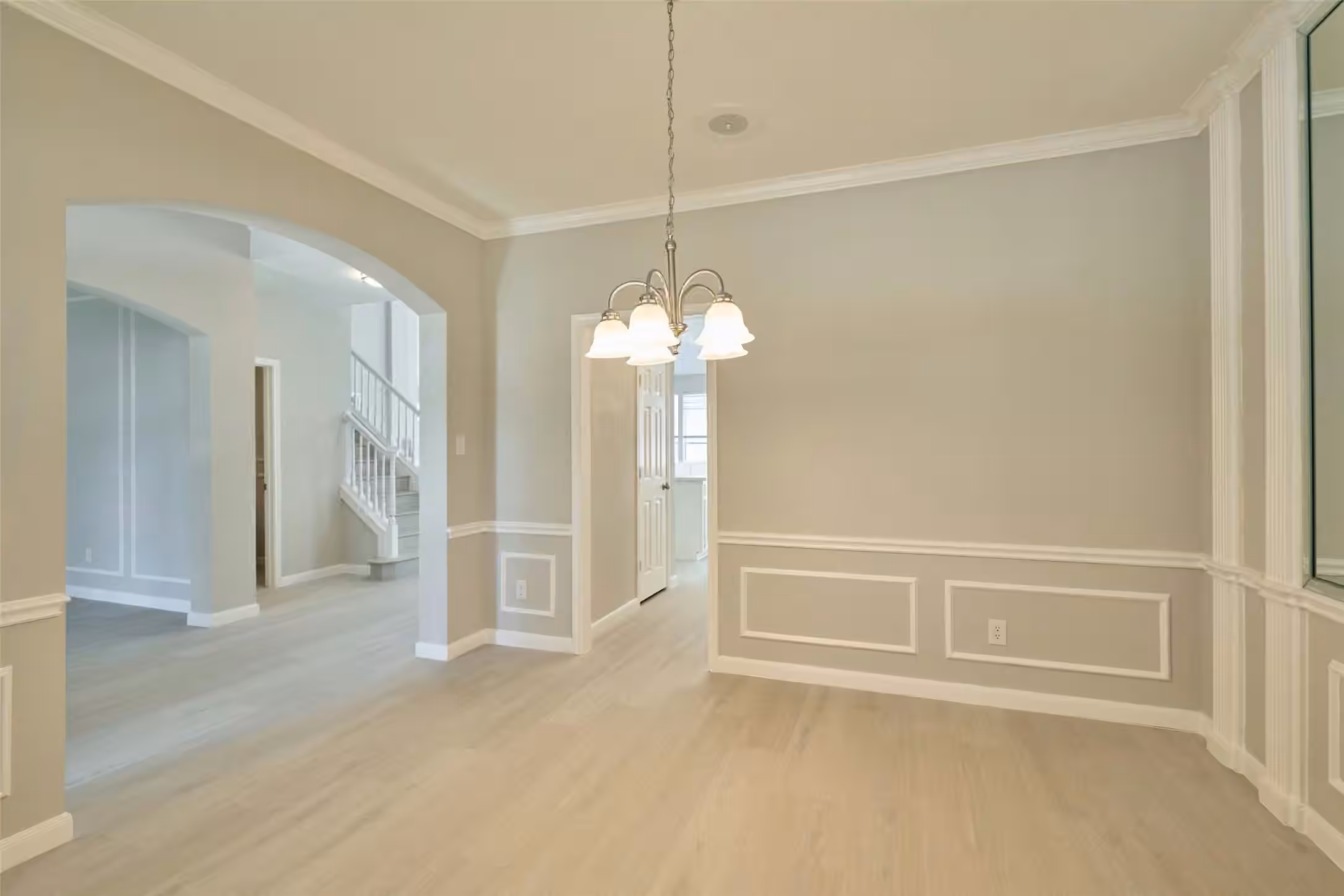 Photo 5 of 12415 Shadowknoll Drive, Houston, TX