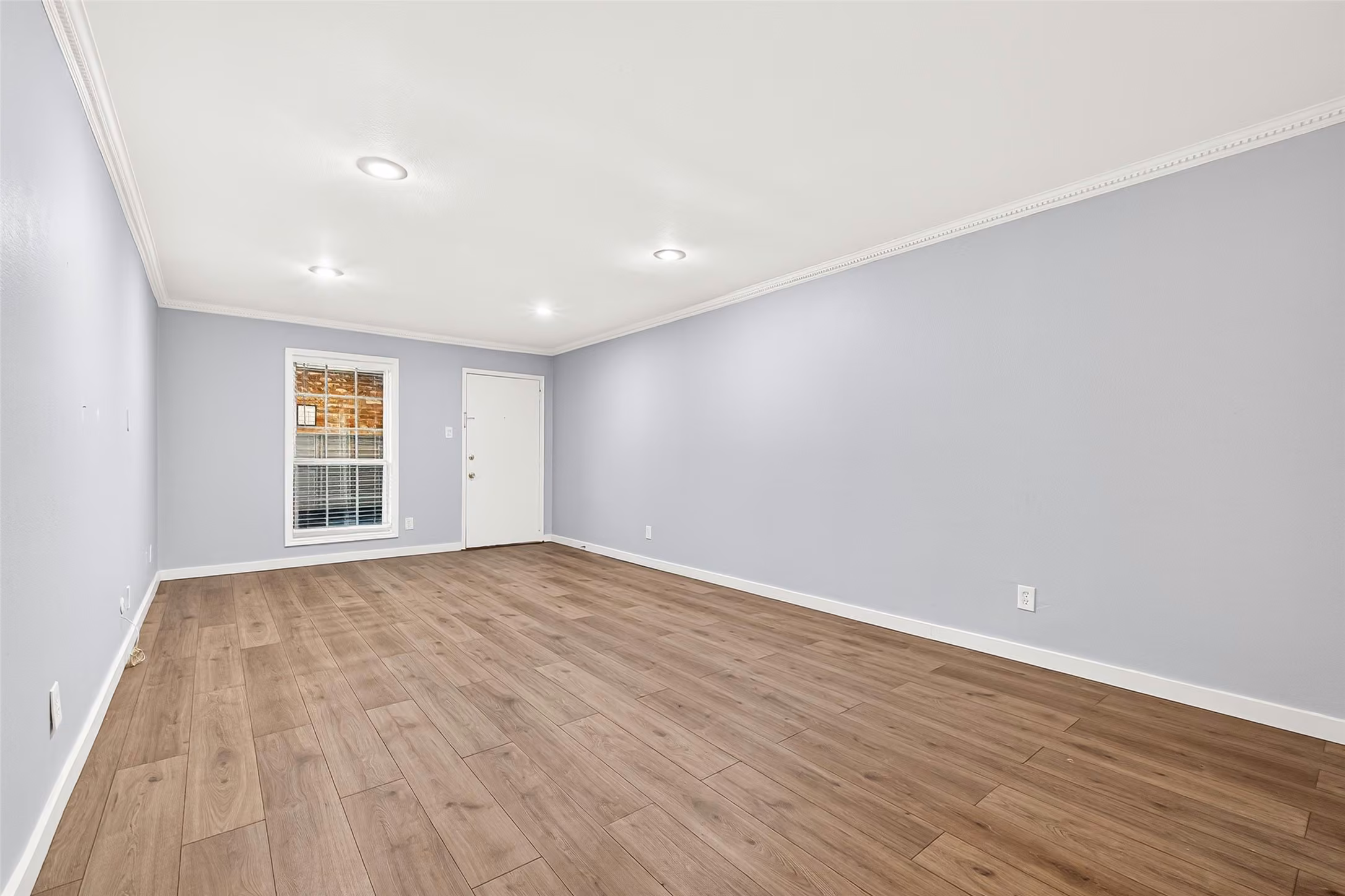 Photo 7 of 359 N Post Oak Lane 127, Houston, TX