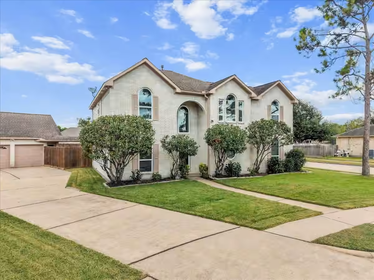 Photo 3 of 2618 George Street, Pearland, TX