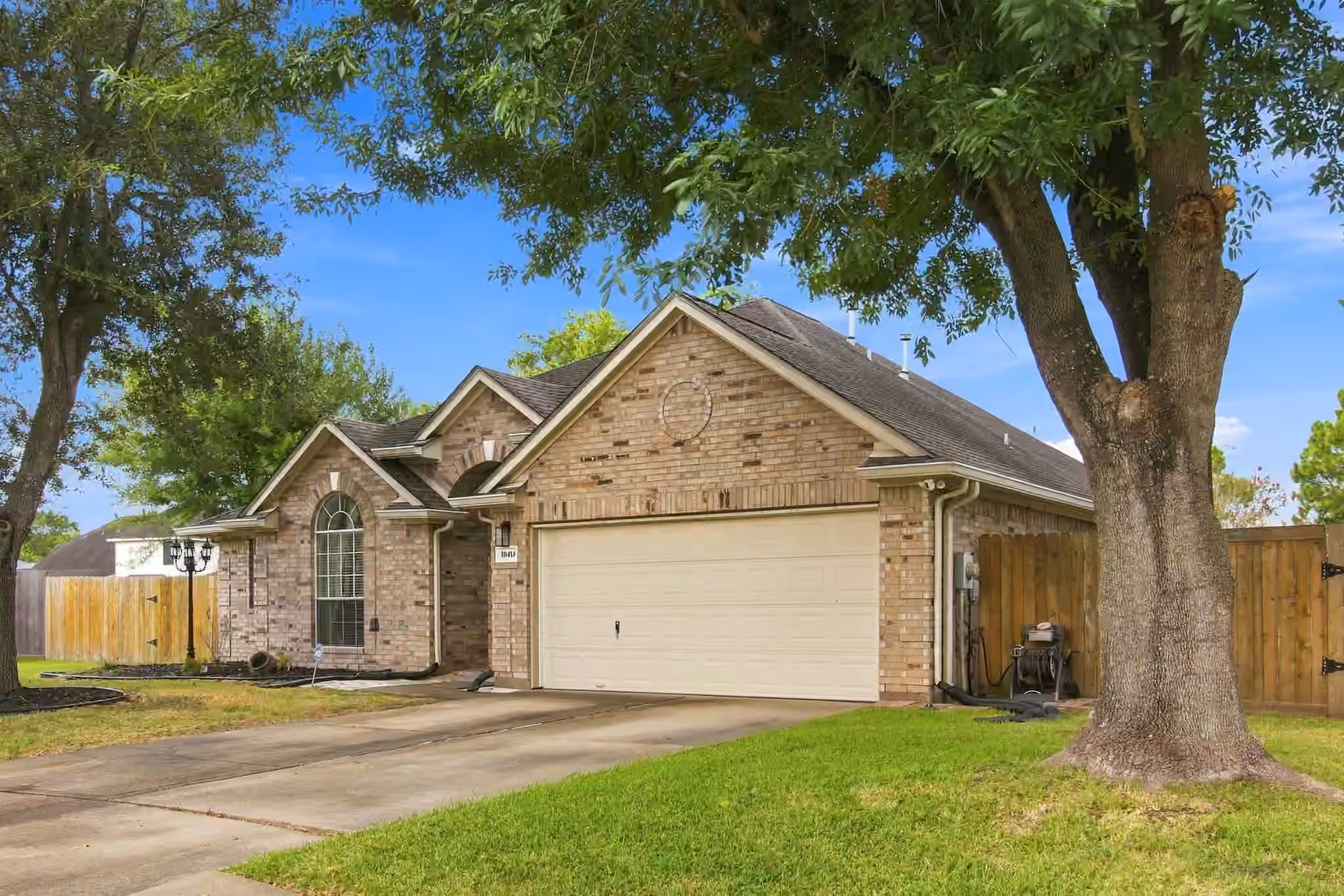 Photo 2 of 10414 Ray Brook Lane, Houston, TX
