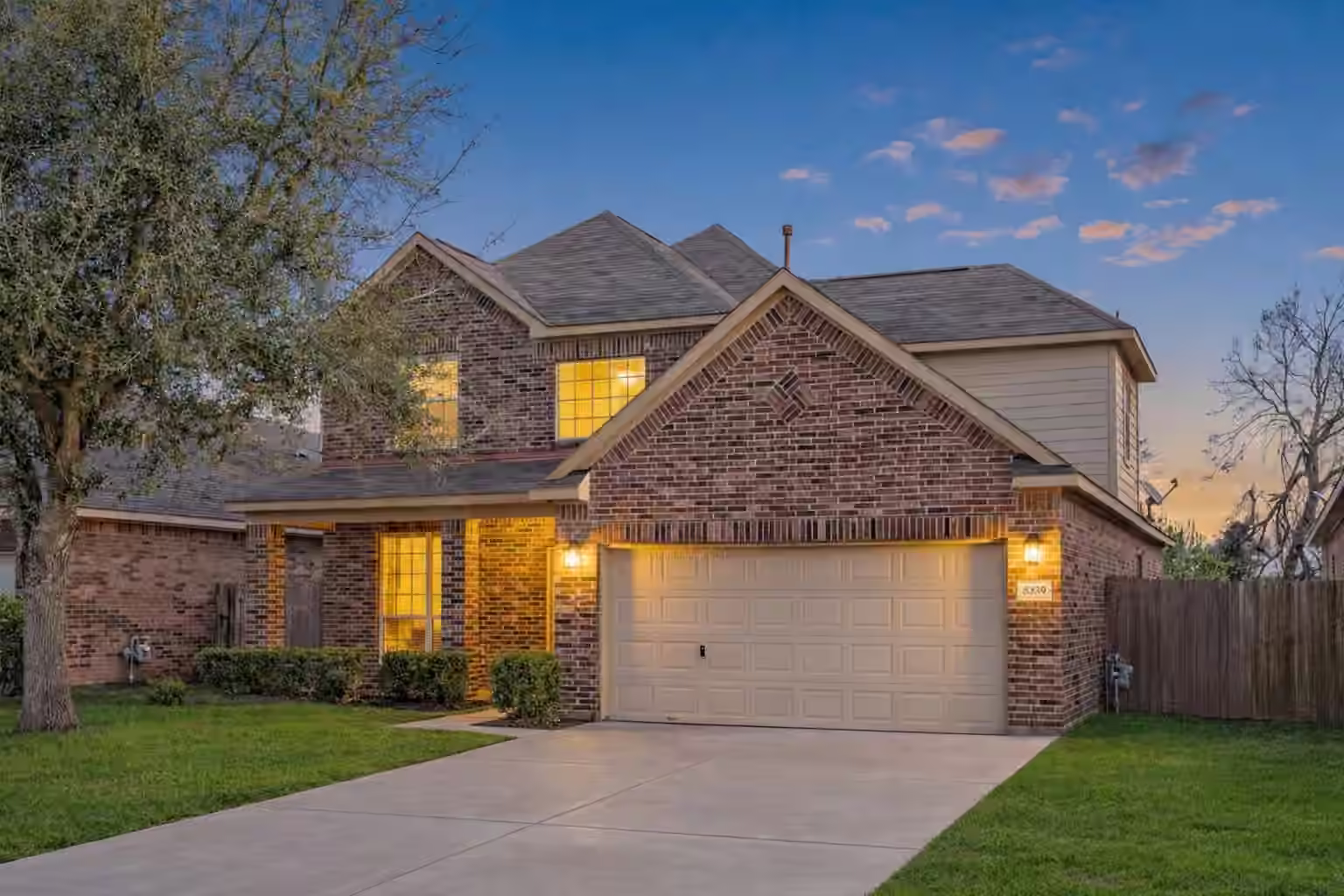 Photo of 8530 E Highlands Crossing, Highlands, TX