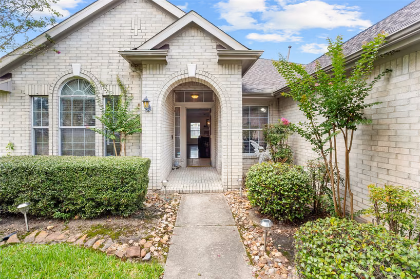 Photo of 2117 Laughing Gull Lane, League City, TX 77573