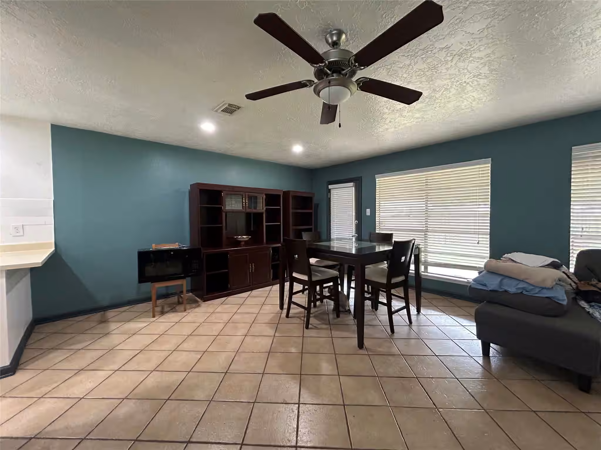 Photo 5 of 17311 Heritage Bay Drive, Webster, TX