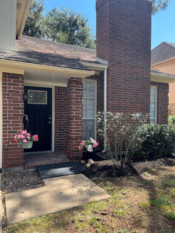 Photo 2 of 14507 Sun Harbor Drive, Houston, TX