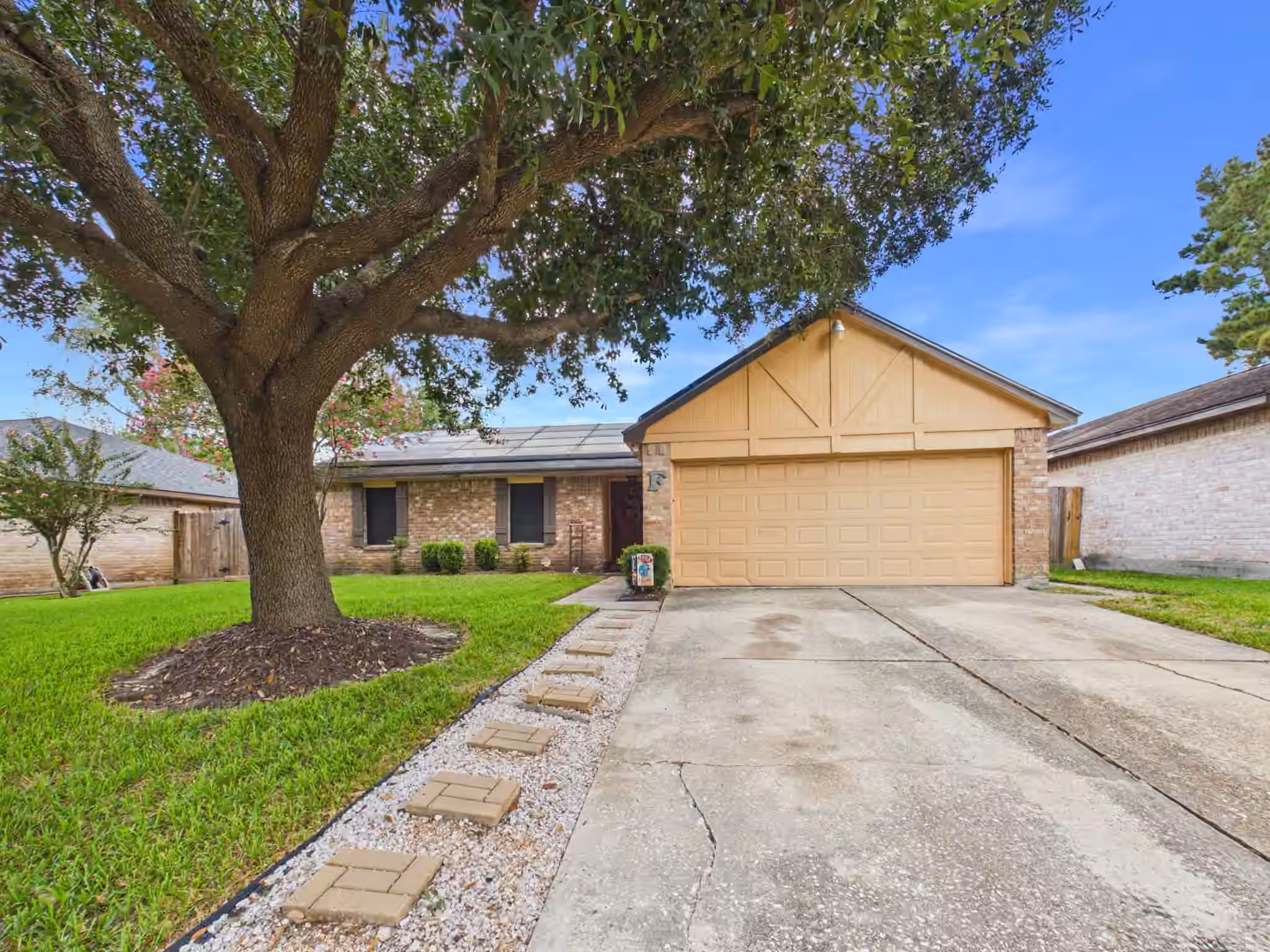 Photo of 5807 Walnutgate Drive, Spring, TX 77373