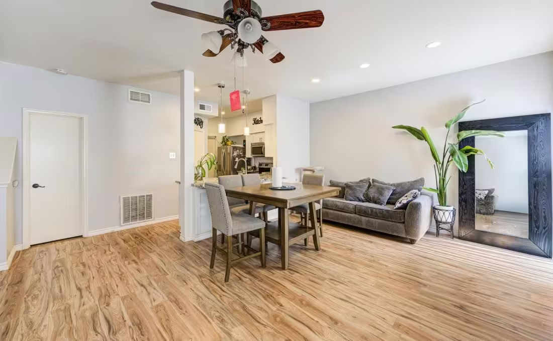 Photo 6 of 3800 Tanglewilde Street 803, Houston, TX