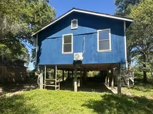 Photo 2 of 1861 County Road 1333, Liberty, TX