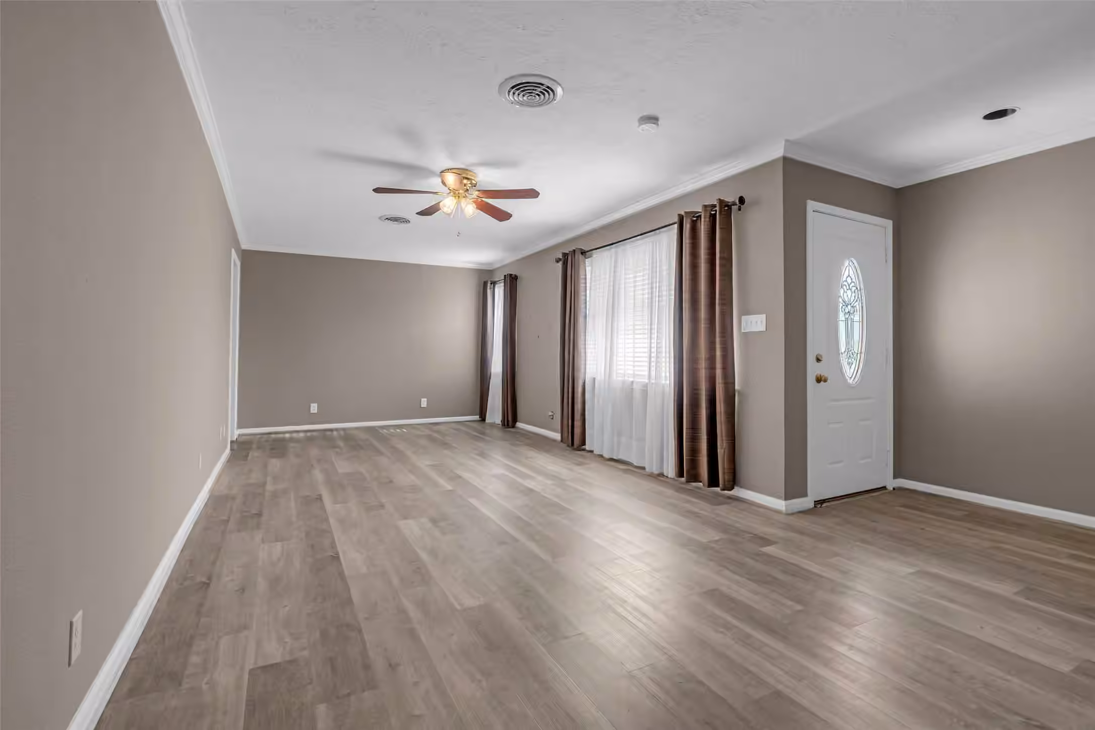 Photo 3 of 12011 Westover Drive, Cypress, TX