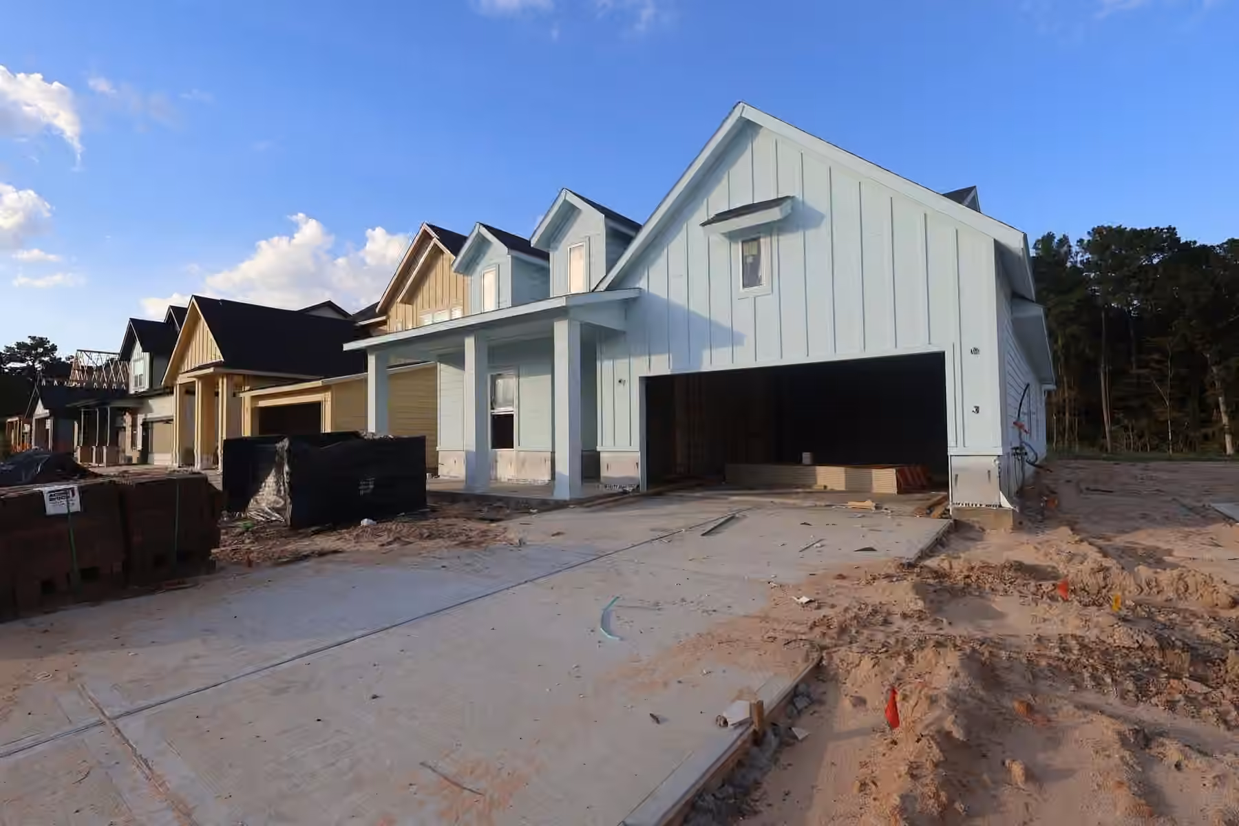 Photo 2 of 8022 Ice House Street, Montgomery, TX
