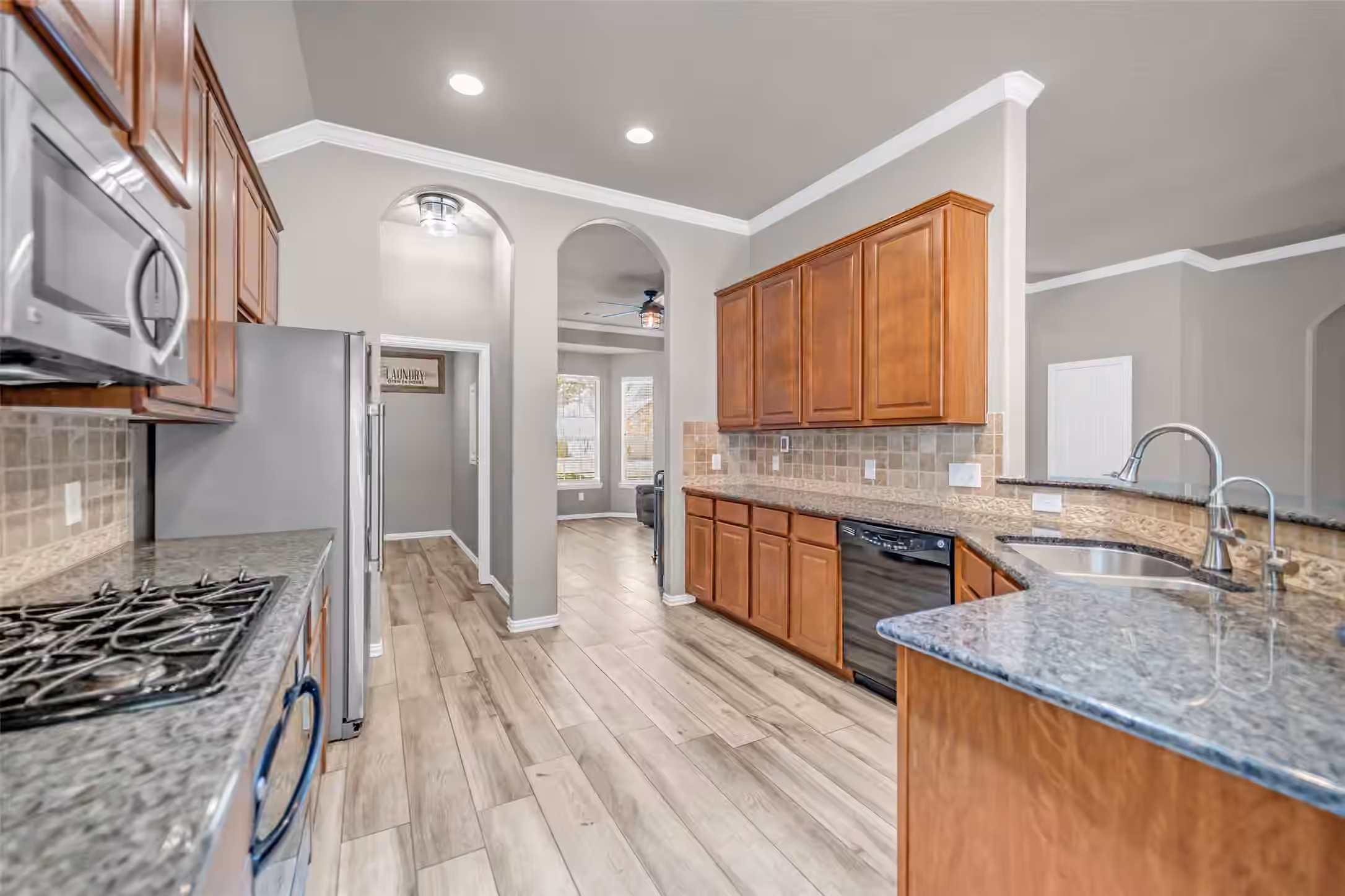Photo 5 of 20743 Oakhurst Creek Drive, Porter, TX