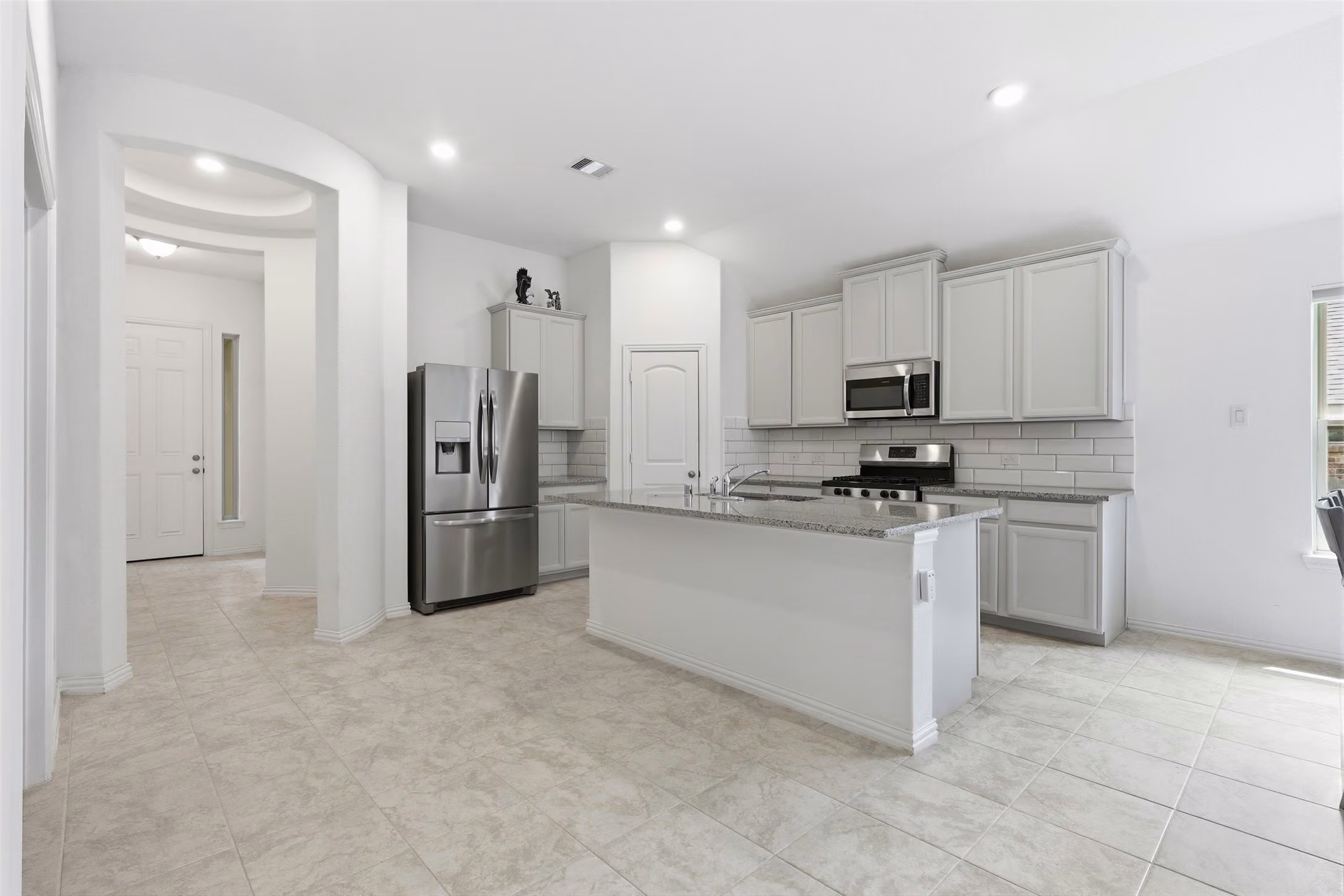 Photo 6 of 297 Scarlet Maple Way, Willis, TX