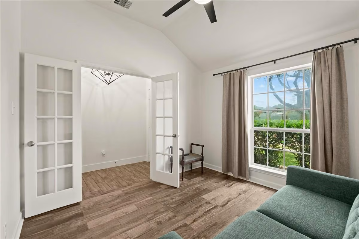 Photo 7 of 1135 Treasure Court, Baytown, TX