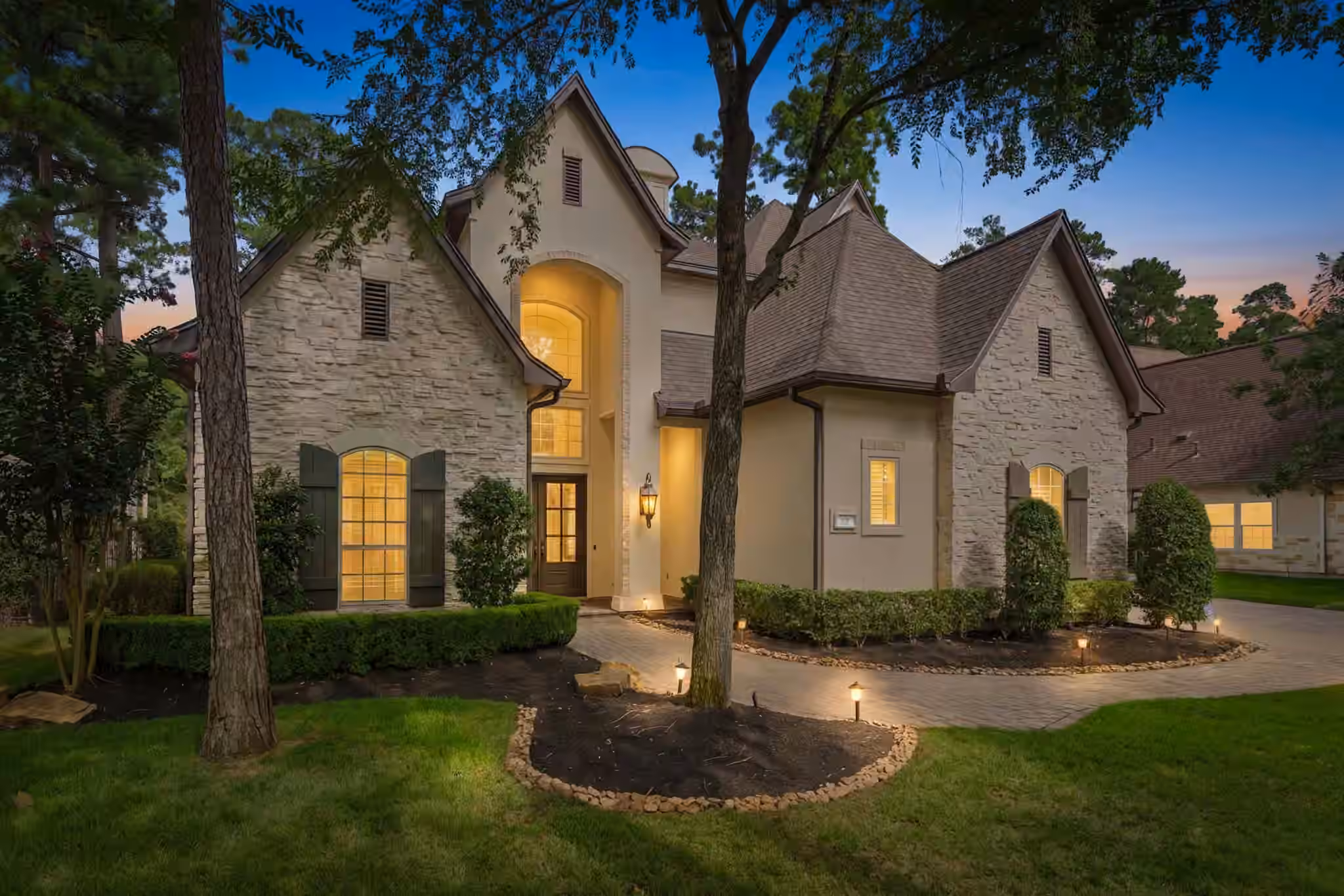 Photo of 98 W Ambassador Bend, The Woodlands, TX 77382