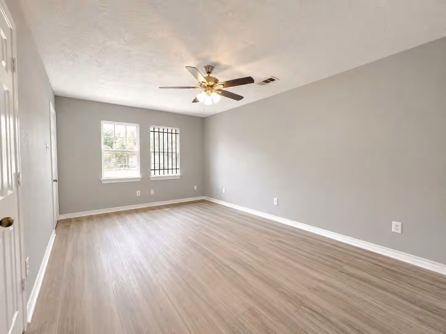 Photo 4 of 3309 Tangerine Street, Houston, TX