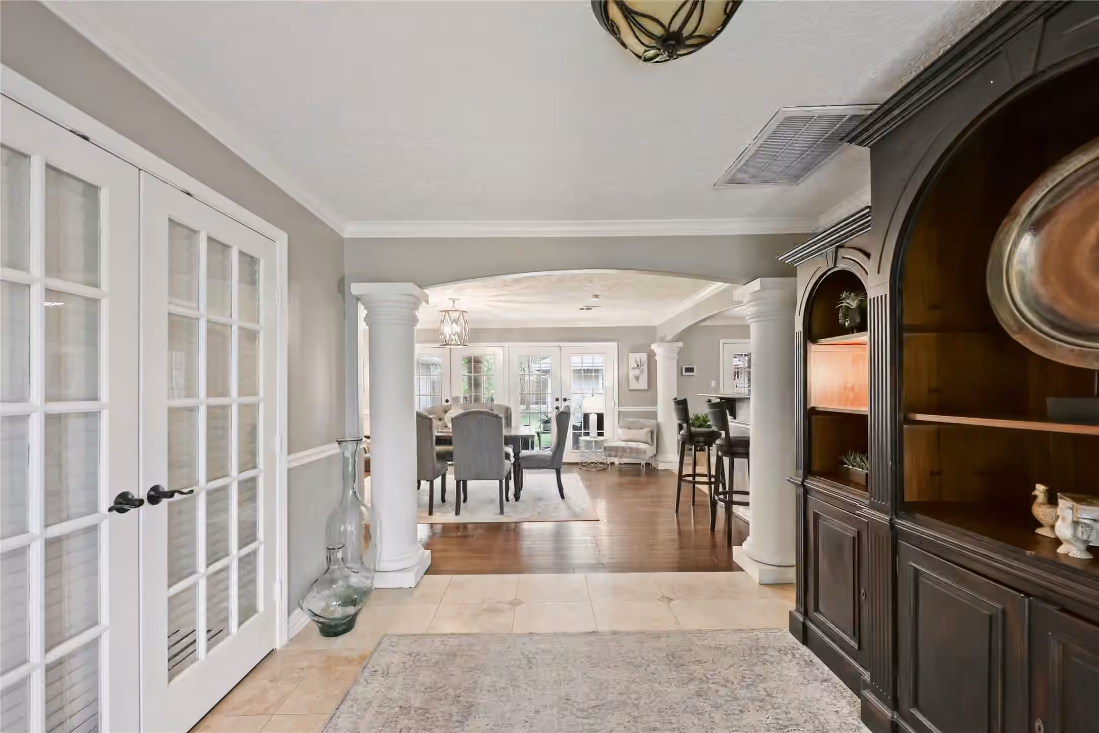 Photo 3 of 9402 Crispin Lane, Houston, TX