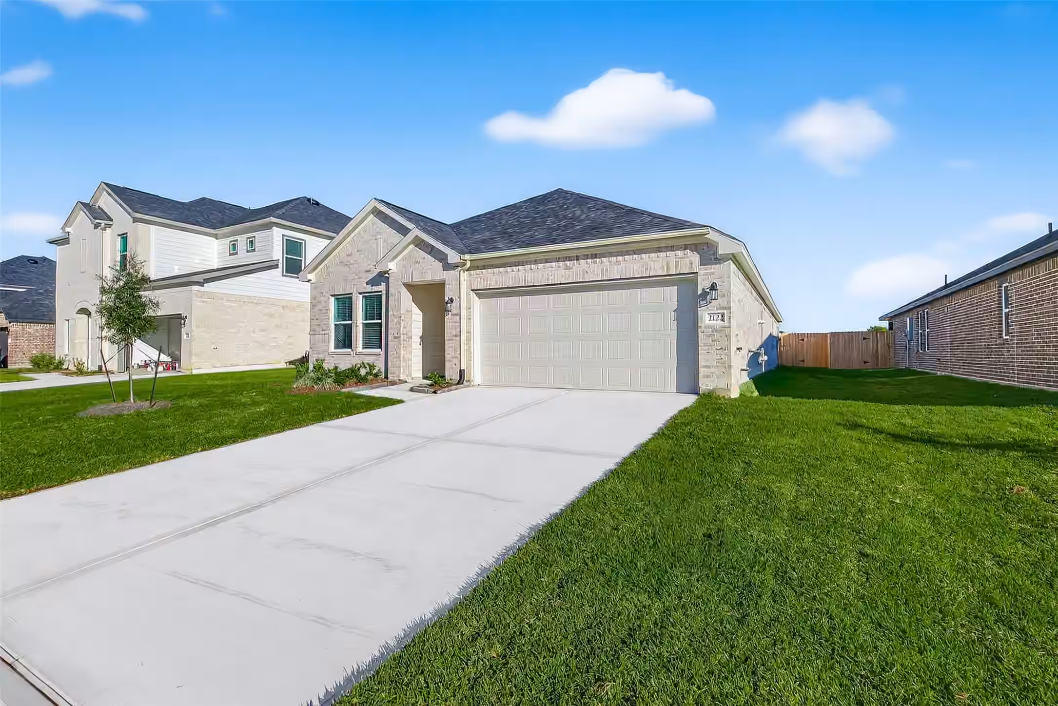 Photo 3 of 12612 Canyon Falls Boulevard, Willis, TX