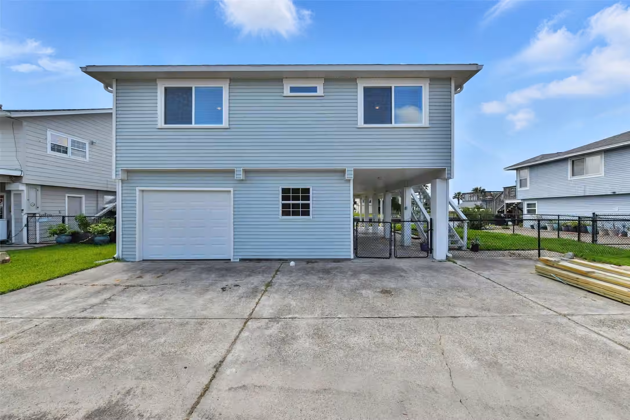 Photo 6 of 1127 Redfish Street, Bayou Vista, TX