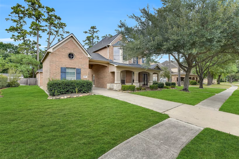 Photo 5 of 8407 Alyssa Gardens Lane, Humble, TX