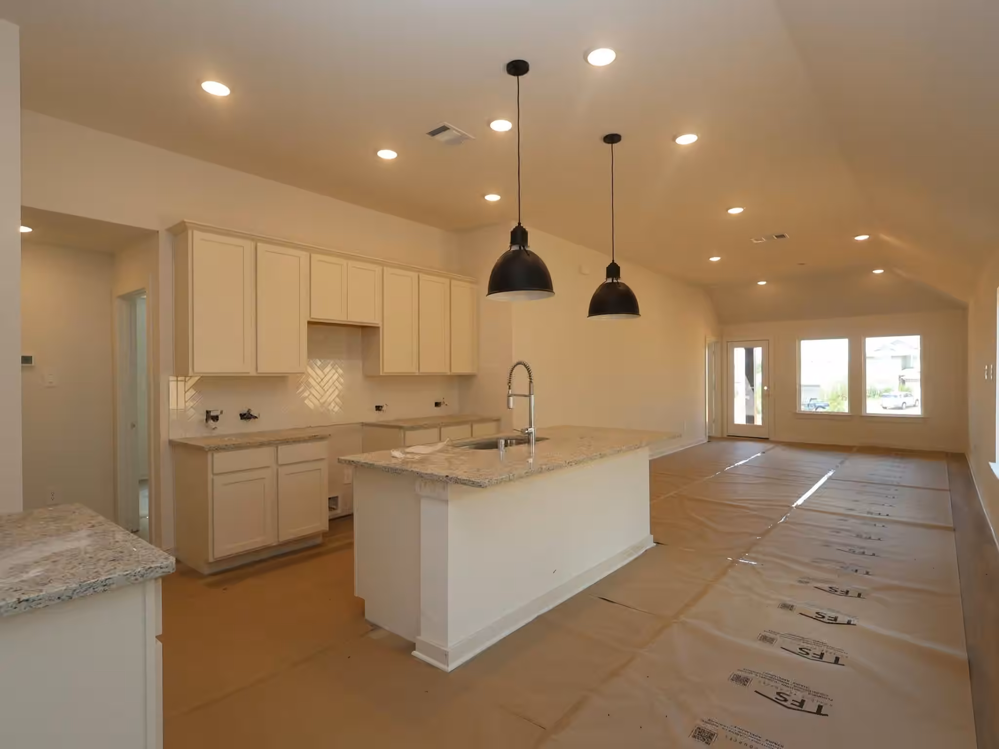 Photo 4 of 10322 Navarro Path, Montgomery, TX
