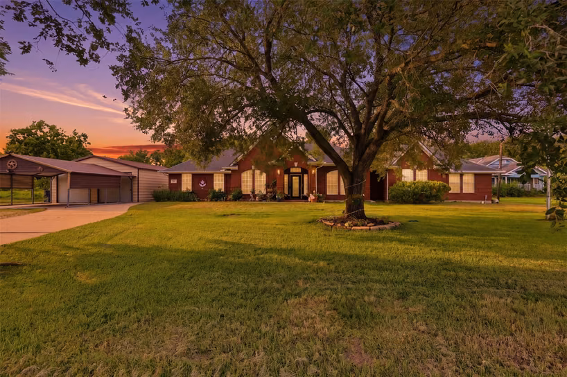 Photo of 6803 Dogwood Street, Manvel, TX