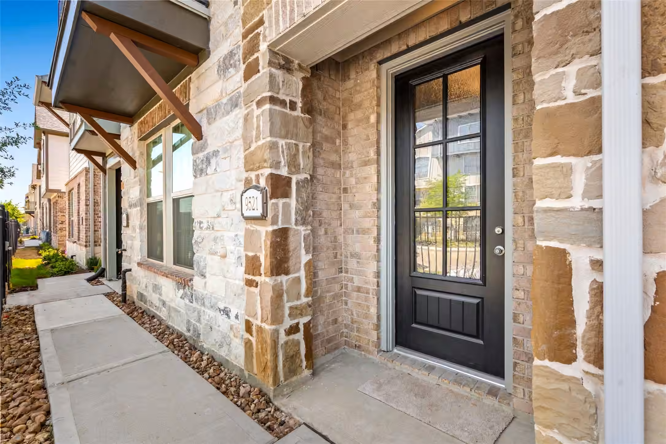 Photo of 9521 Towne Lake Parkway, Cypress, TX 77433