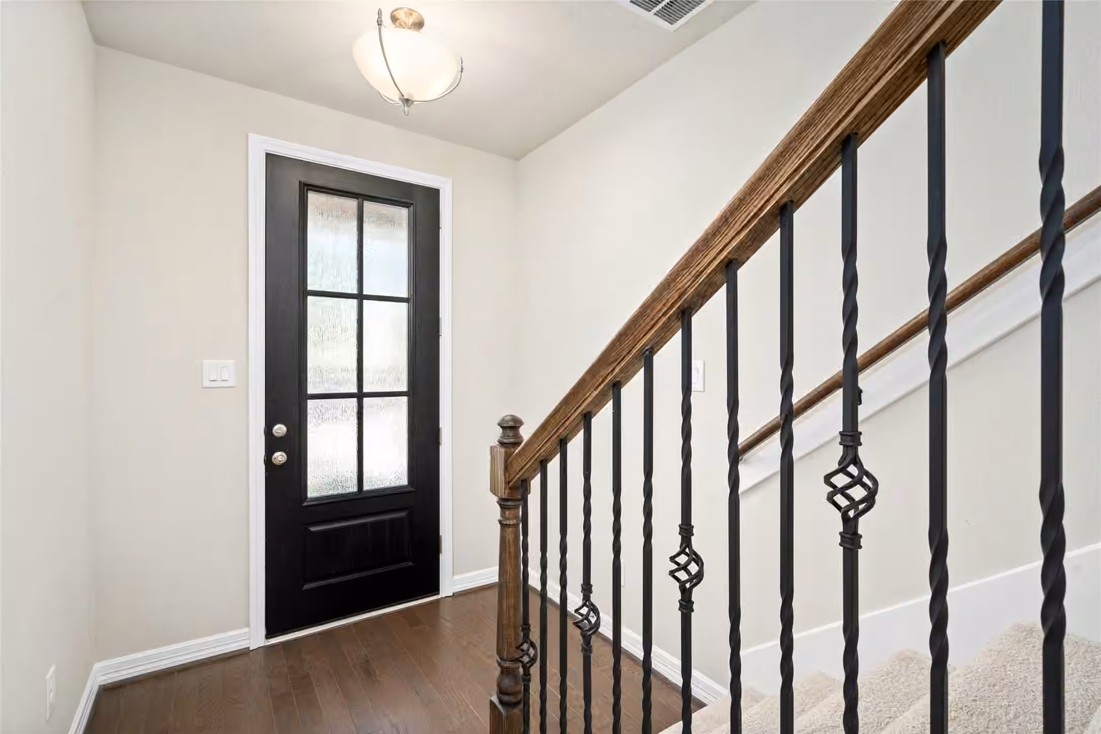 Photo 3 of 9521 Towne Lake Parkway, Cypress, TX