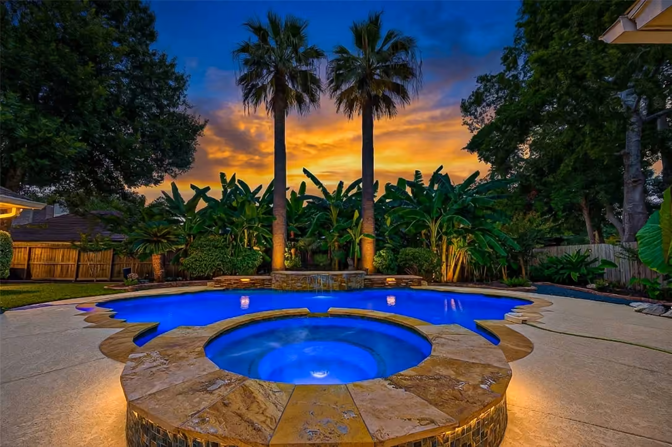 Photo of 412 Melodywood Drive, Friendswood, TX