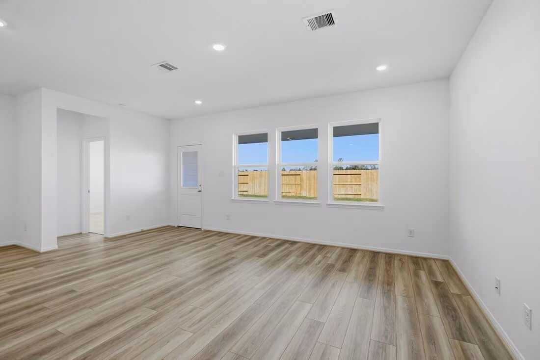 Photo 3 of 214 Rustic Alder Drive, Crosby, TX