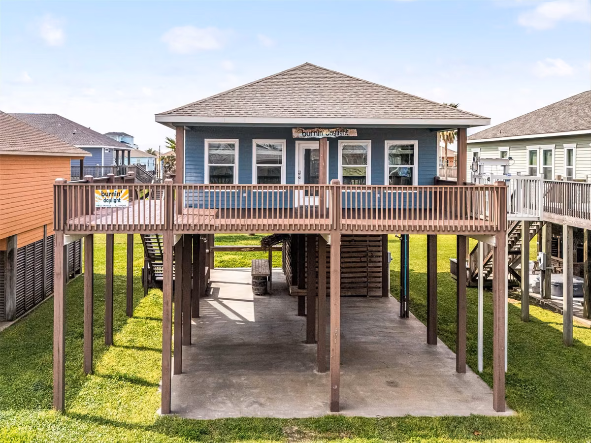 Photo of 871 Surfview, Crystal Beach, TX 77650