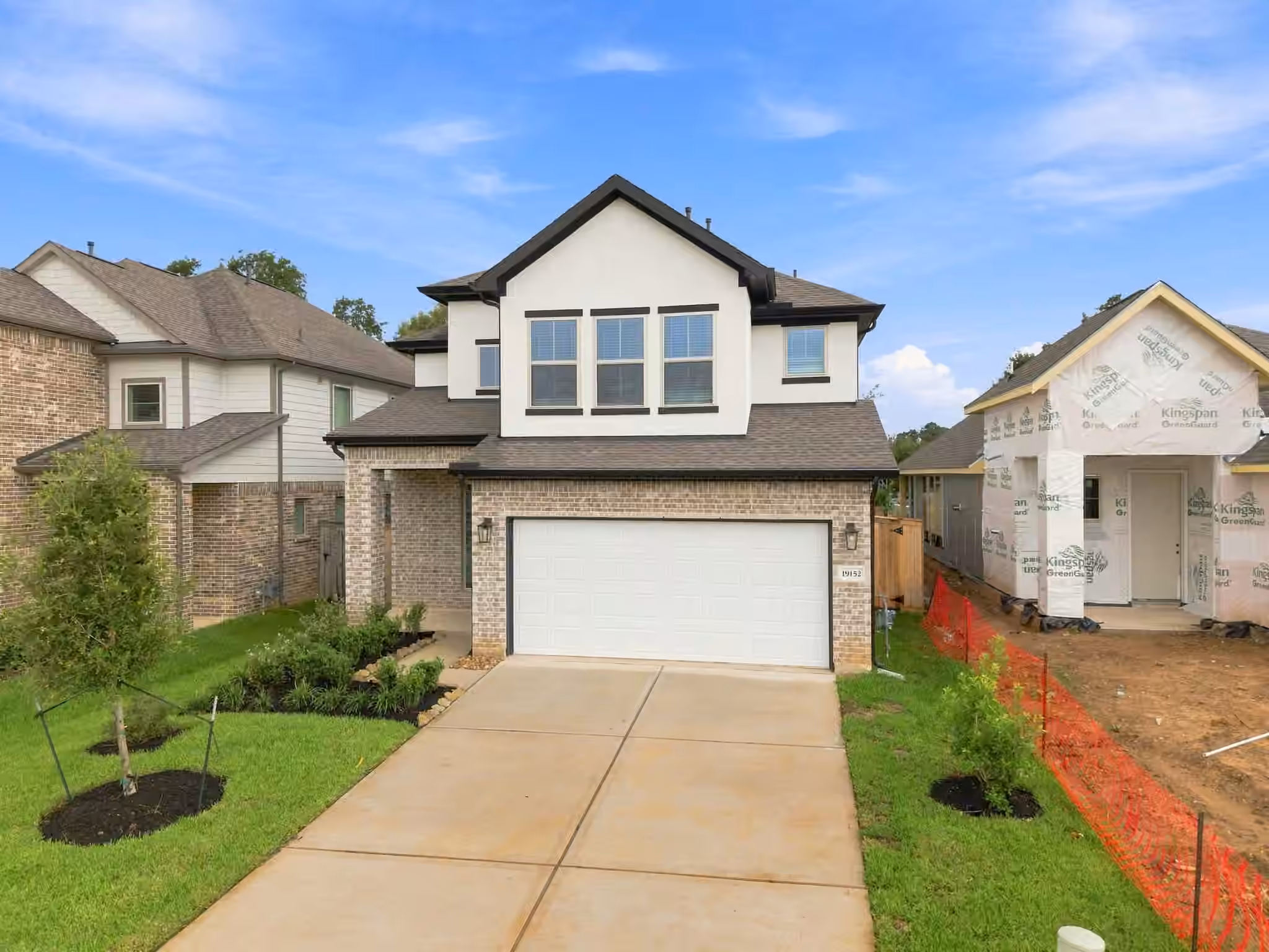 Photo 2 of 19152 Cedar Lennox Circle, Magnolia, TX