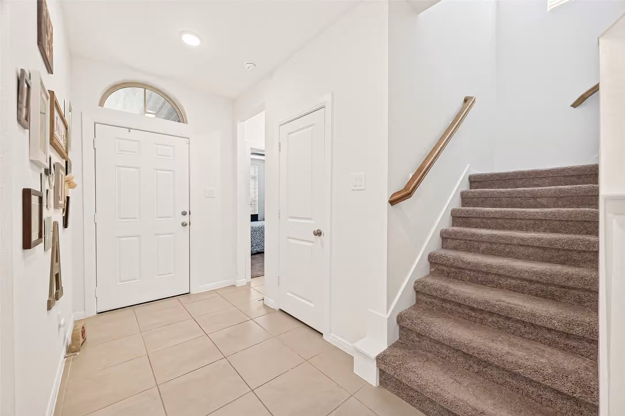 Photo 4 of 18415 Midnight Stone Lane, Cypress, TX