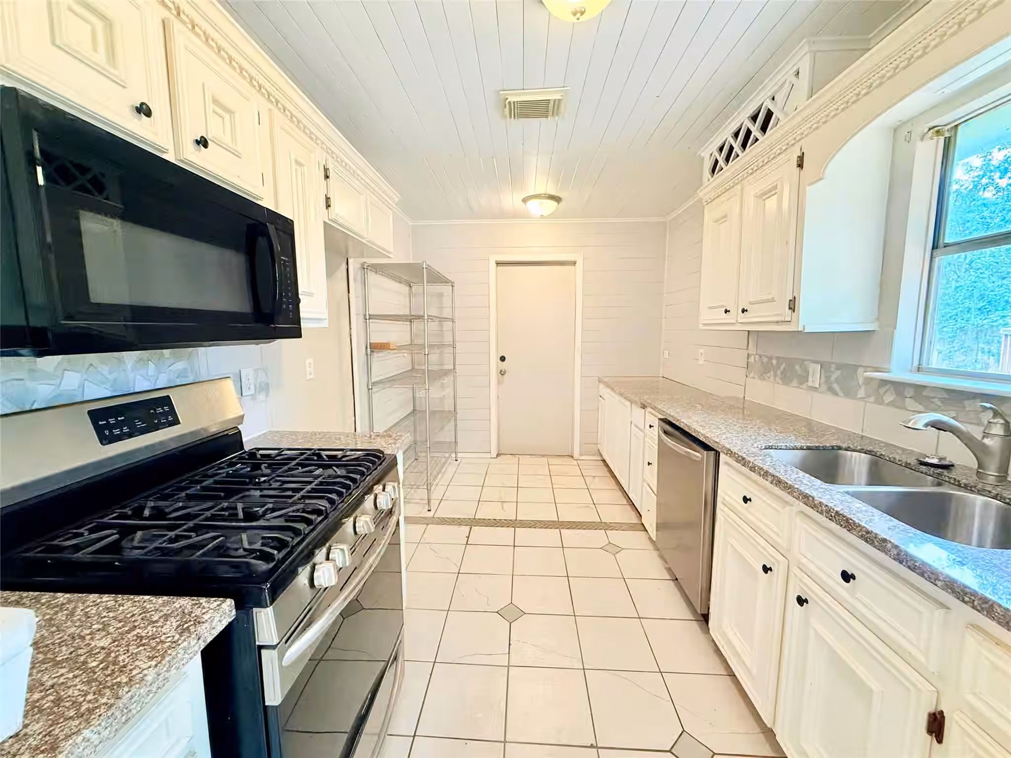 Photo 6 of 1014 Pimlico Drive, Pearland, TX