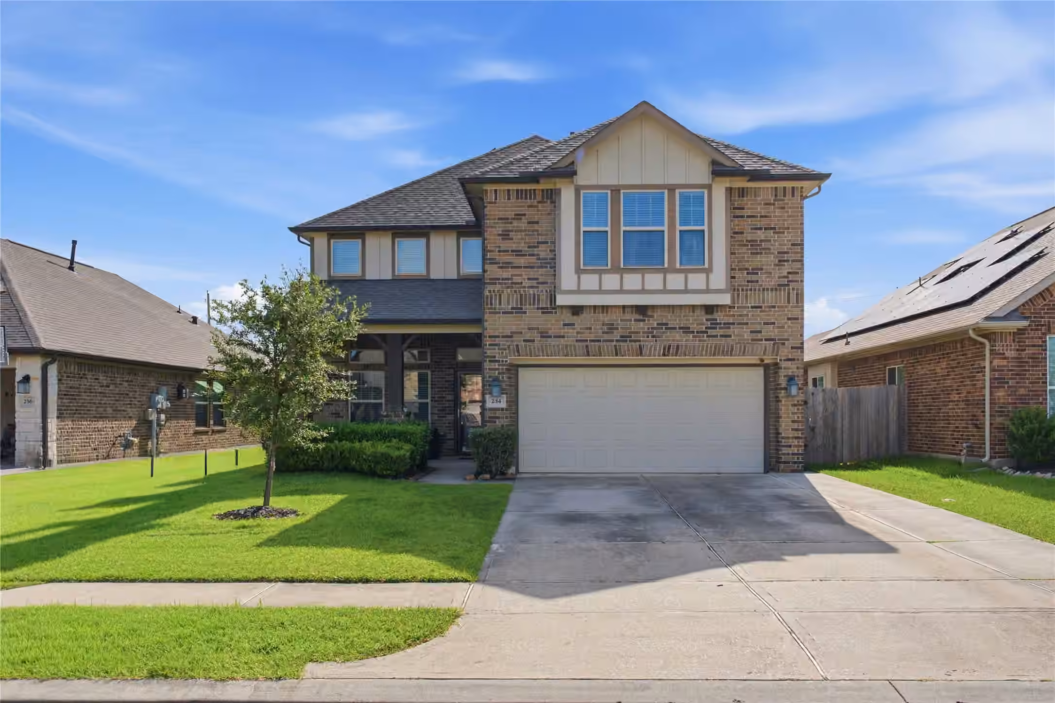 Photo of 234 Dale Ridge Lane, Dickinson, TX 77539