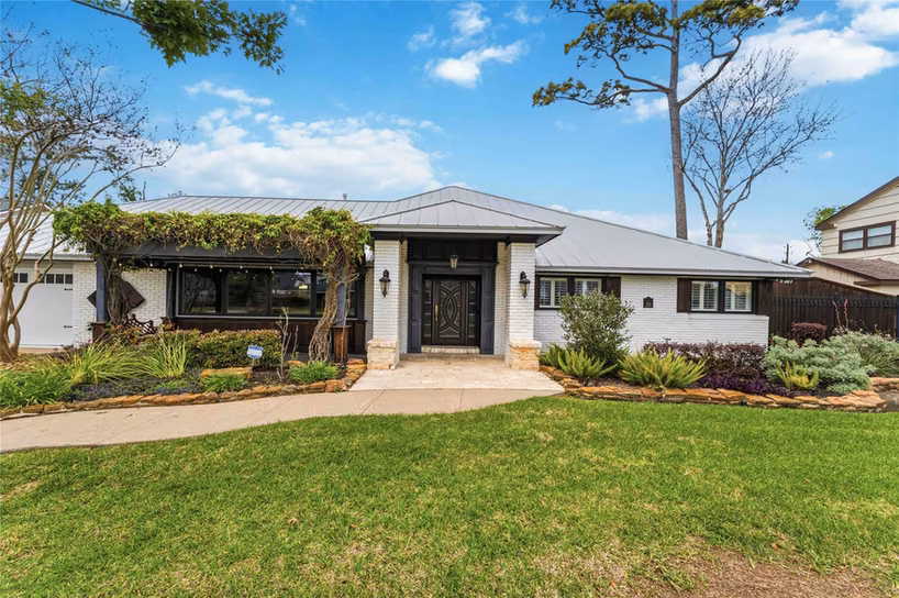 Photo of 4031 Fernwood Drive, Houston, TX