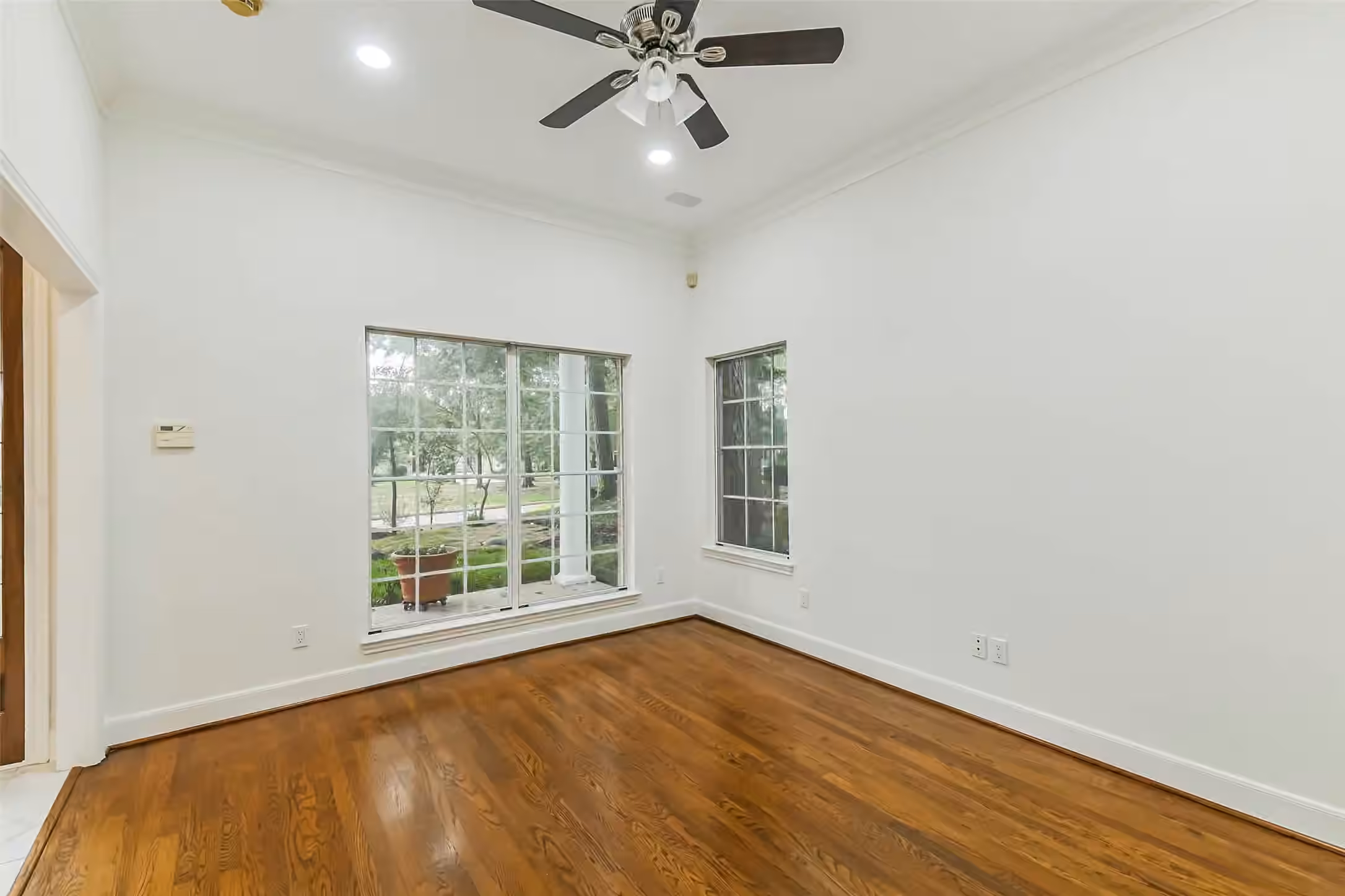 Photo 5 of 82 Broad Cove Lane, Montgomery, TX