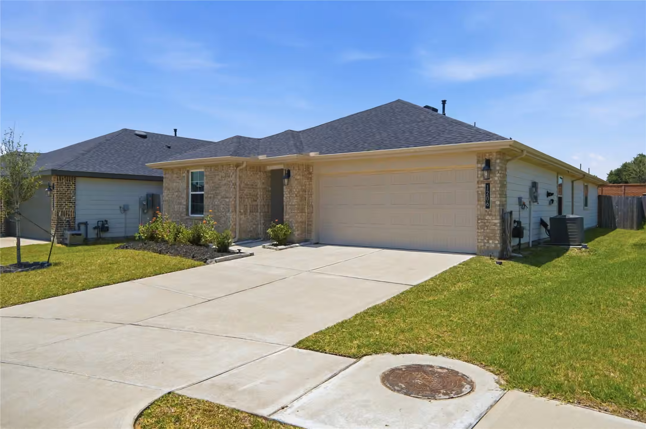 Photo 2 of 1206 Ricasoli Drive, Richmond, TX
