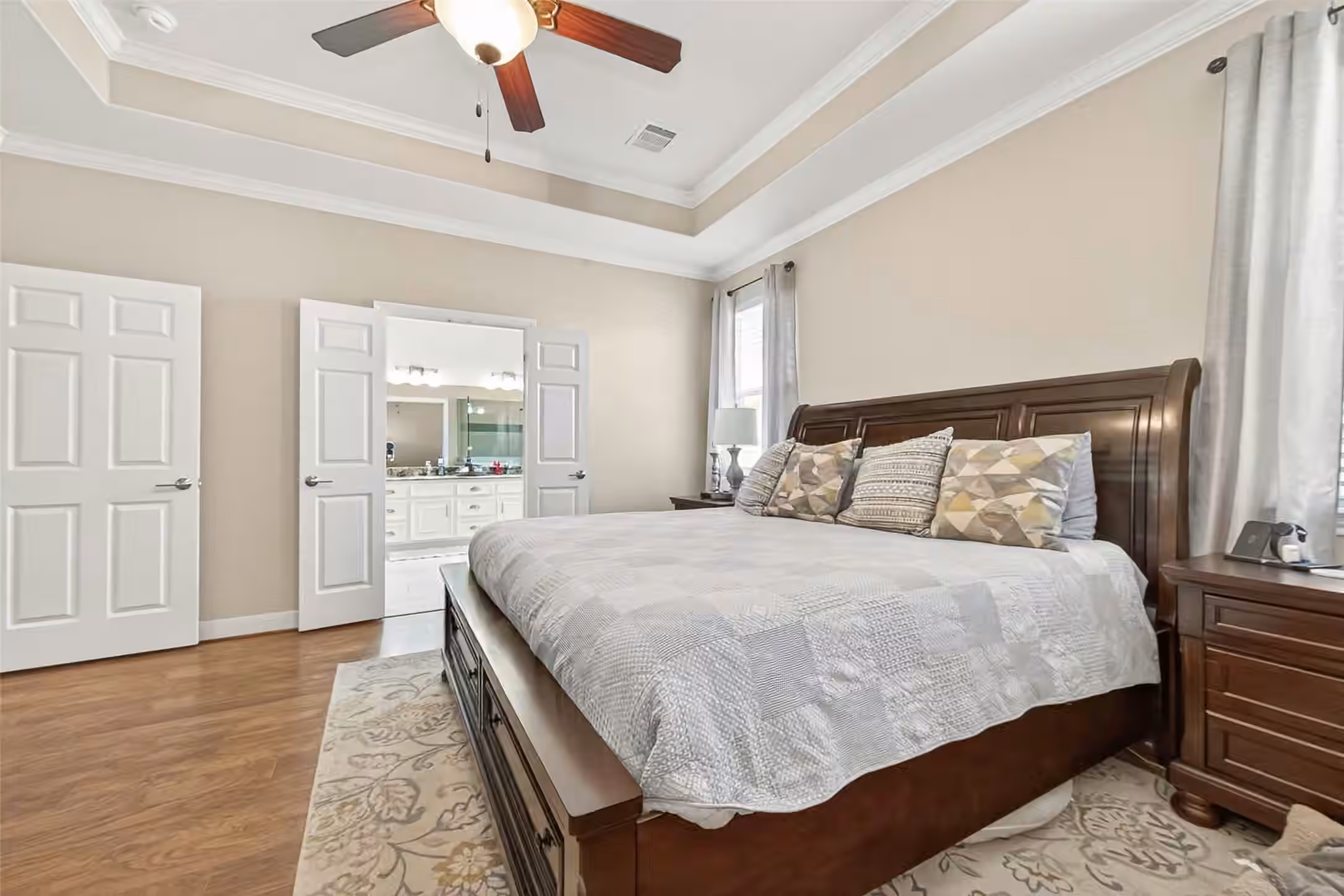 Photo 6 of 2026 Que Manor Drive, Houston, TX