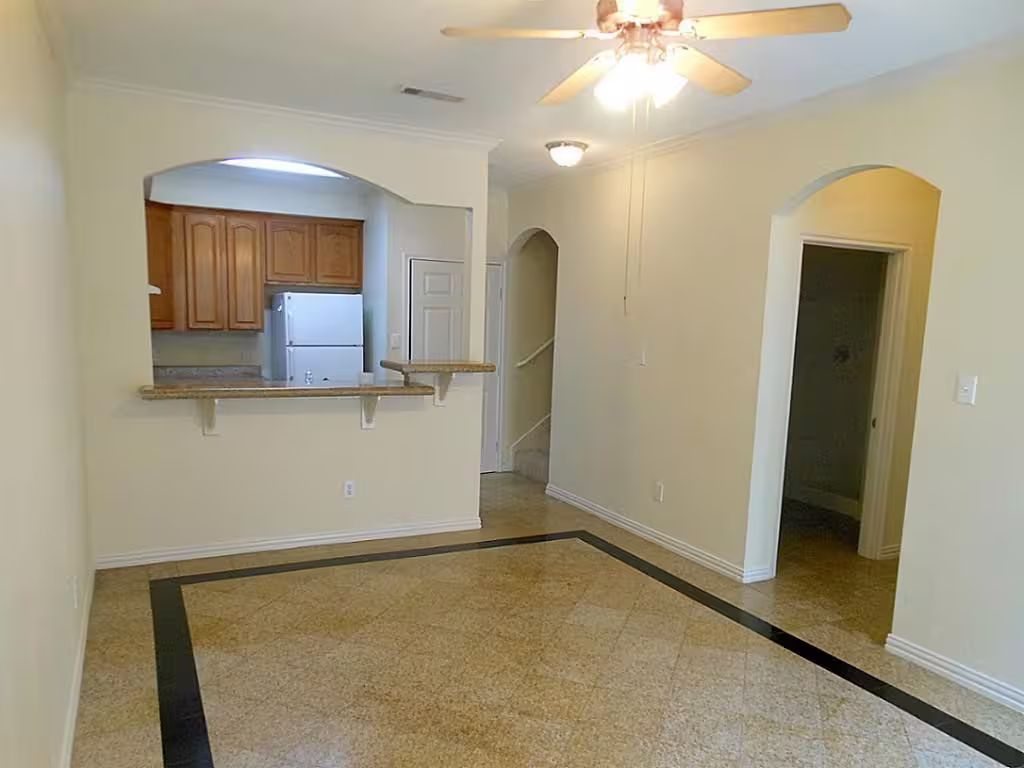 Photo 2 of 9400 Bellaire Boulevard 508, Houston, TX